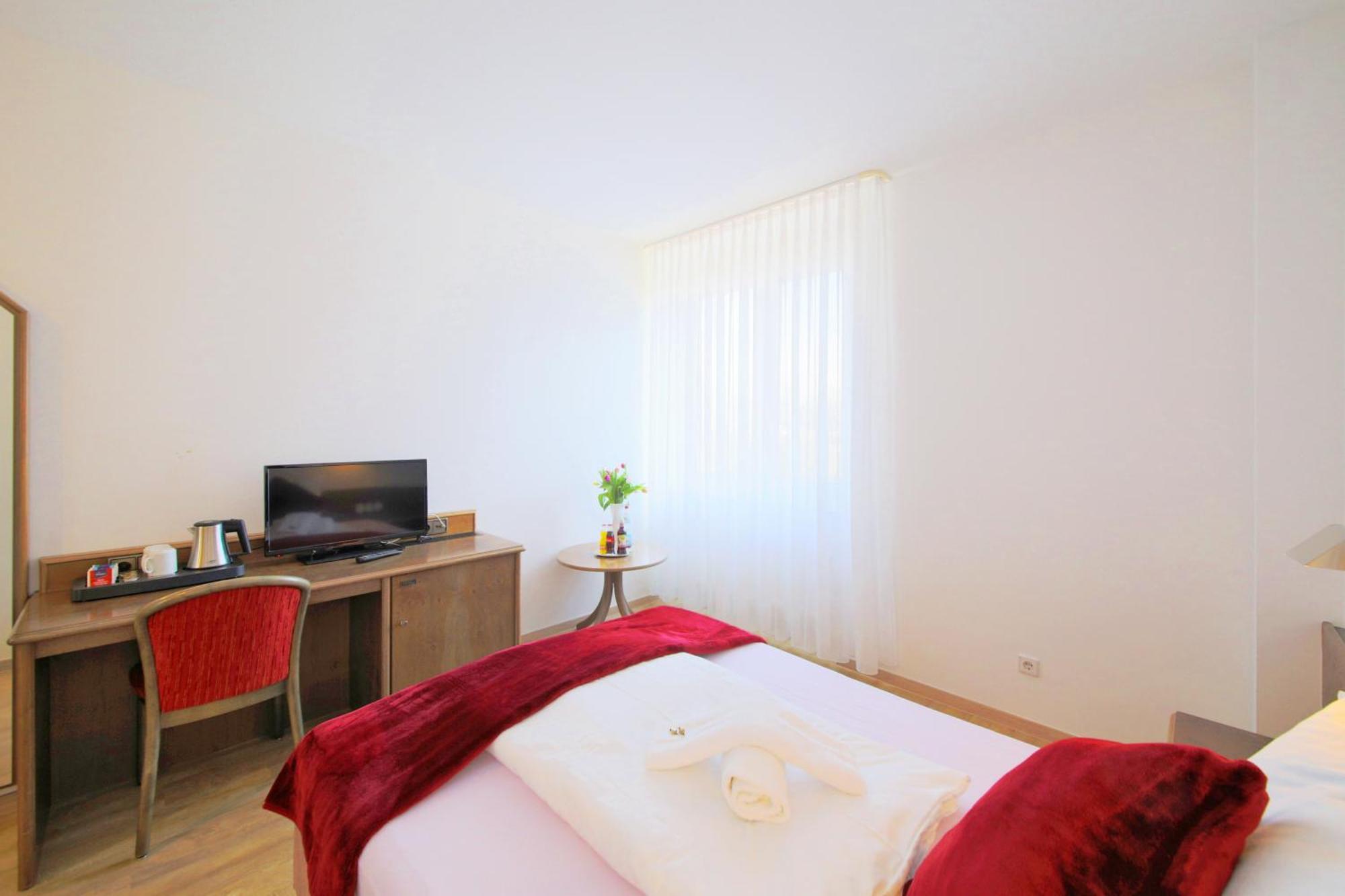 Hotel Kick Rauenberg  Bagian luar foto