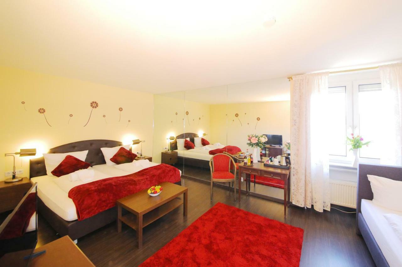 Hotel Kick Rauenberg  Bagian luar foto