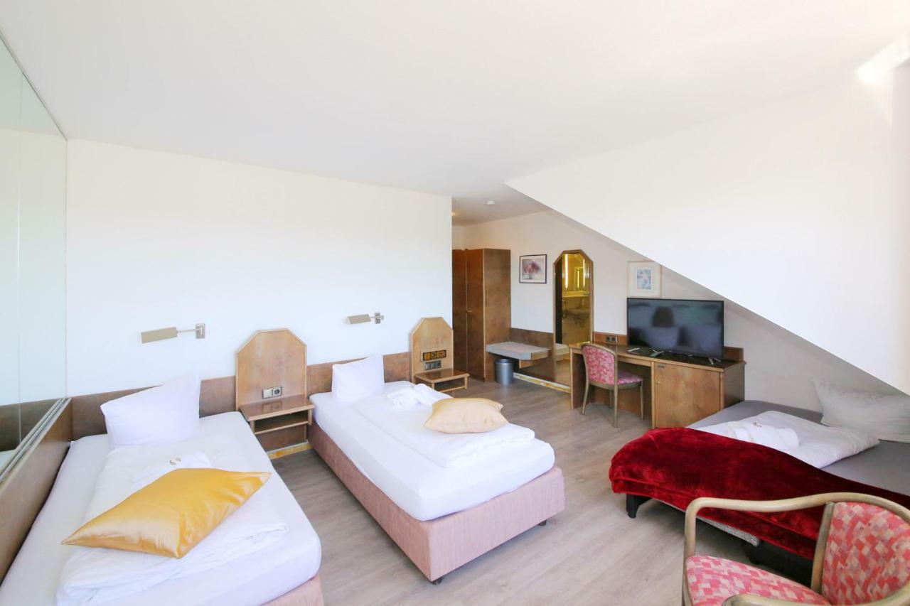 Hotel Kick Rauenberg  Bagian luar foto